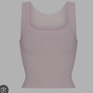 SKIMS - SOFT LOUNGE TANK TOP (CHERRY BLOSSOM)